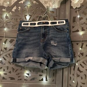 Celebrity Pinj blue jean shorts